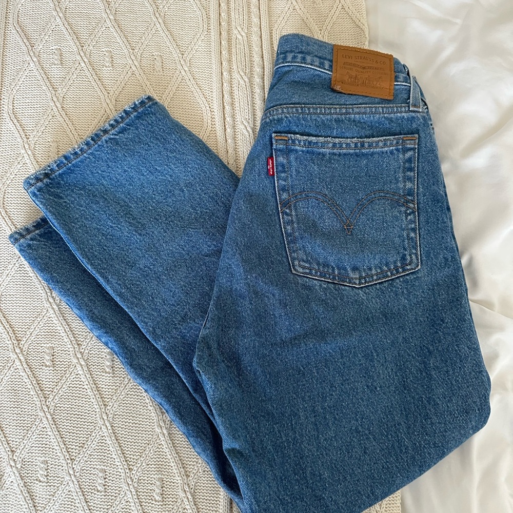 Levi’s Wedgie Straight